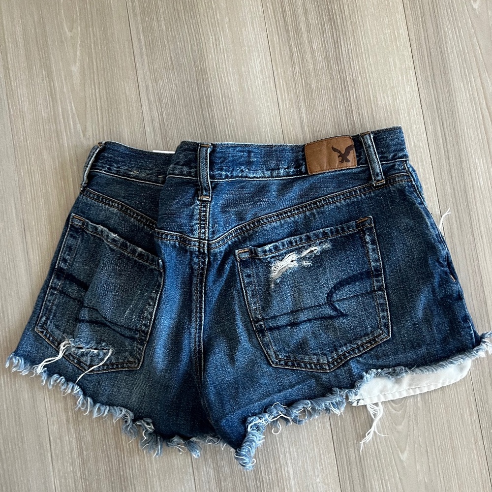 American eagle shorts size 6